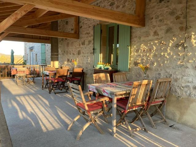 Chambres D'Hotes Domaine Les Grands Perons Herisson Экстерьер фото
